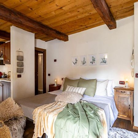 Stay5Vie: Incantevole Monolocale/Balcone/Borgo Domodossola Exteriör bild